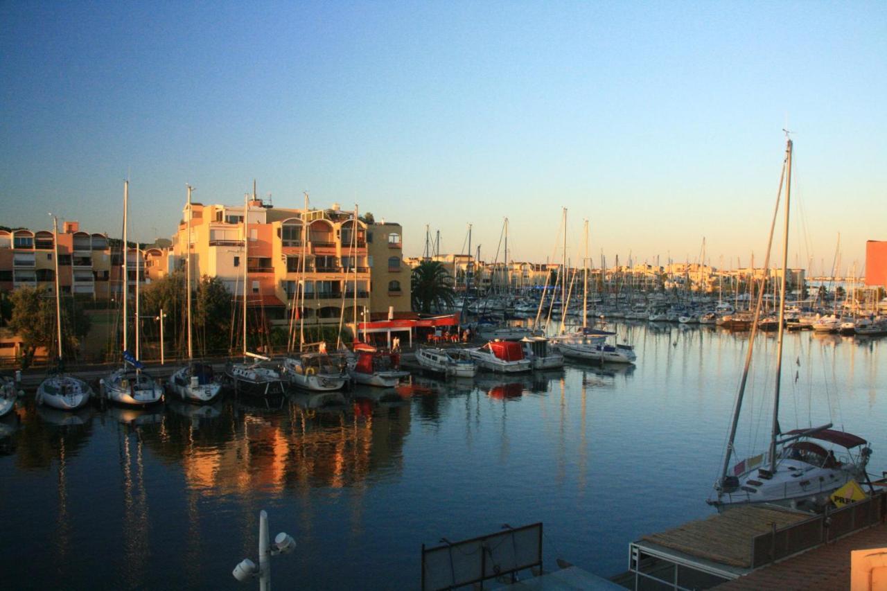 Charmant Studio Port De גרואיסאן מראה חיצוני תמונה